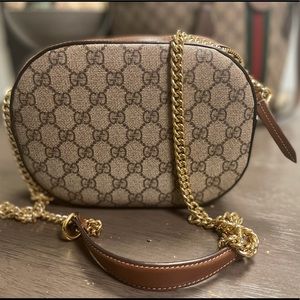 Authentic Gucci Supreme Monogram Chain Shoulder Small Bag
